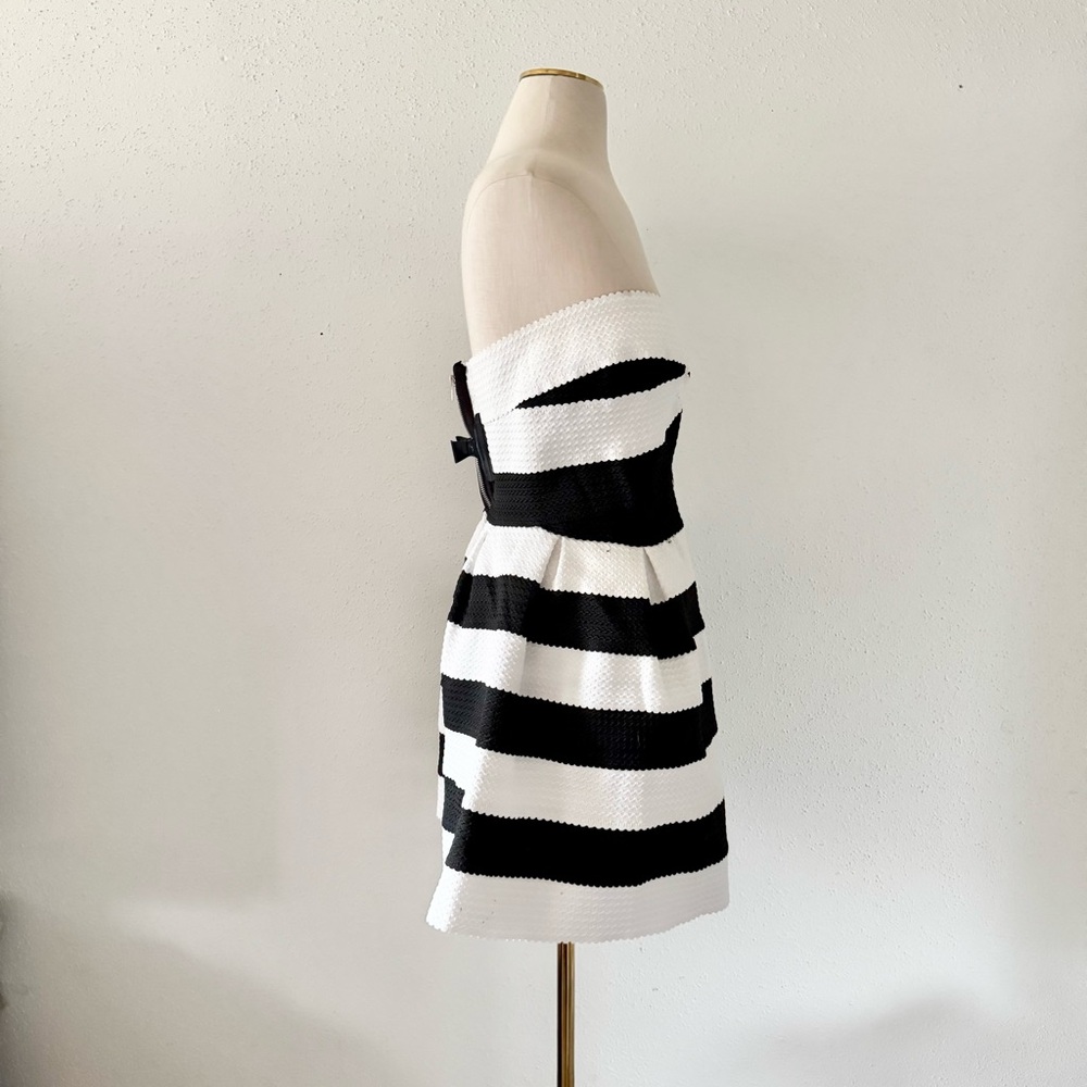 CHARLOTTE RUSSE Strapless Sweetheart Black/White A-Line Mini Dress Women's Large - Picture 5 of 7